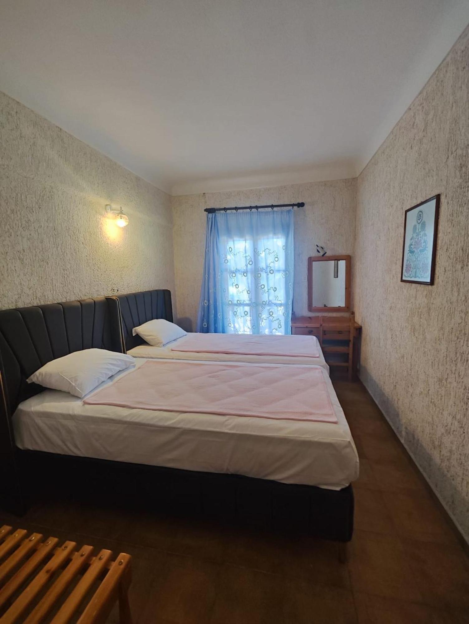 Hotel Ireon Beach Екстер'єр фото